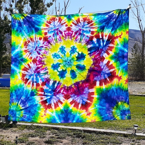 Other - Tie-Dye Tapestry